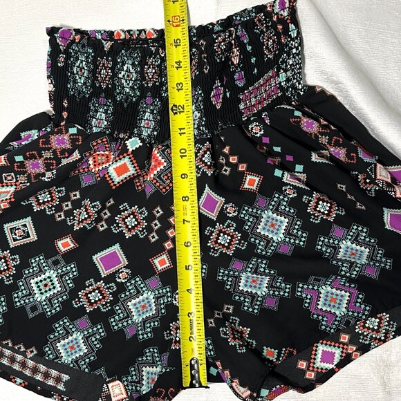 See You Monday Black and Multicolor Geometric High Waist Double Layer Shorts - Picture 5 of 8